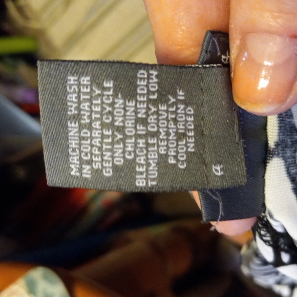 Cap sleeve dress - Picture 6 of 6